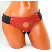 Красные кожаные трусики для страпона - БДСМ Арсенал - купить с доставкой в Тамбове