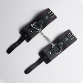 Черные кожаные наручники с красной строчкой - Crazy Handmade - купить с доставкой в Тамбове Черные кожаные наручники с красной строчкой - Crazy Handmade - купить с доставкой в Тамбове