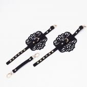 Черный фигурные оковы с золотистой фурнитурой - Crazy Handmade - купить с доставкой в Тамбове Черный фигурные оковы с золотистой фурнитурой - Crazy Handmade - купить с доставкой в Тамбове