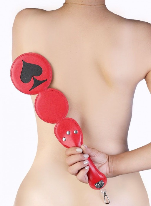 Шлёпалка  Пики  с анальным плагом - LOVETOY (А-Полимер) - купить с доставкой в Тамбове