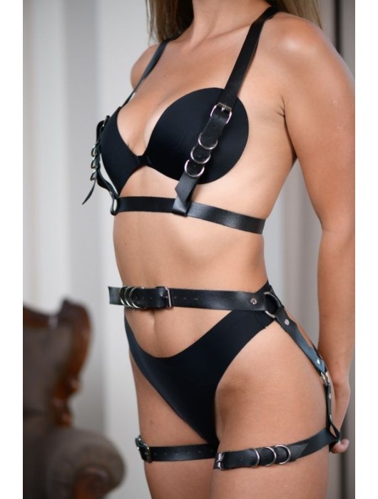 Черные гартеры из натуральной кожи с регулируемыми ремешками - БДСМ Арсенал - купить с доставкой в Тамбове