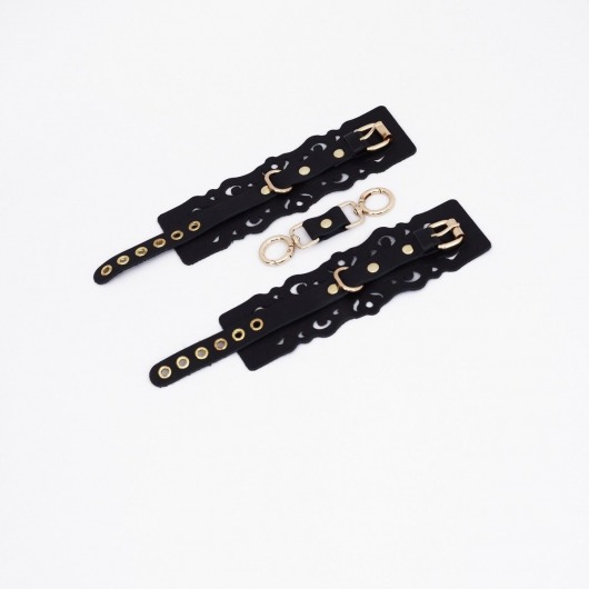 Черные кожаные наручники с узорами и золотистой фурнитурой - Crazy Handmade - купить с доставкой в Тамбове