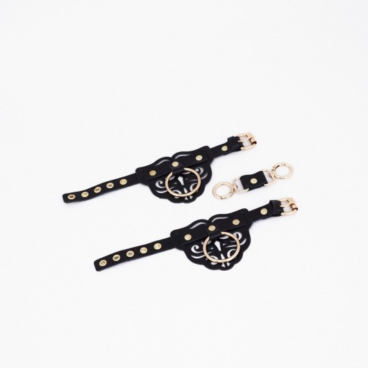 Черные кожаные наручники с клепками, кольцами и золотистой фурнитурой - Crazy Handmade - купить с доставкой в Тамбове