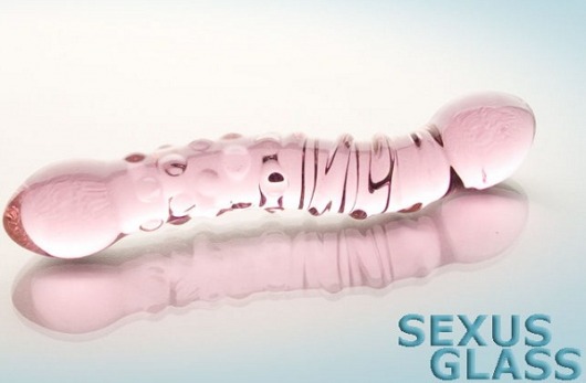 Двусторонний розовый фаллос  с рёбрами и точками - 19,5 см. - Sexus купить с доставкой в интернет-магазине Orgasmix в Тамбове Двусторонний розовый фаллос  с рёбрами и точками - 19,5 см. - Sexus